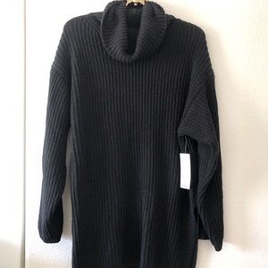 Urban Outfitters turtle neck sweater NWT